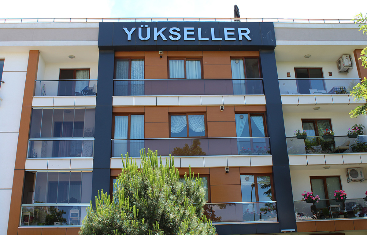 Yükseller İnşaat Yalıboyu Apartmanı